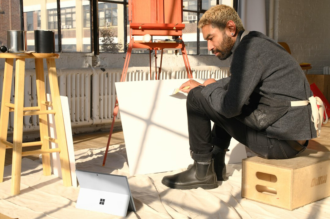 artist using ai tools